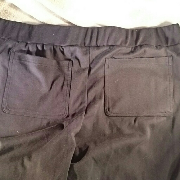Women's Plus Size Leisure Jogger - Picture 3 of 6